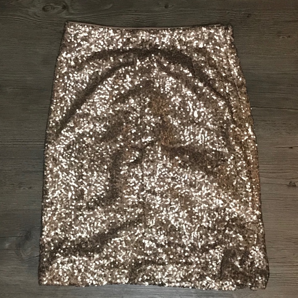 Ann Taylor A Line sequined lined skirt size 00